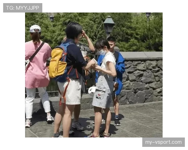 全红婵比赛结束后脱了运动鞋，脚底竟然软得像没干的泥浆？