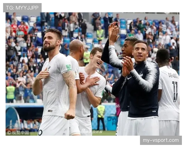 格列兹曼与齐达内的进攻组织方式及战术角色差异解析